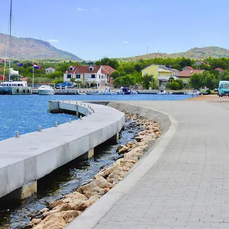 In Bilice Near Krka National Park شقة