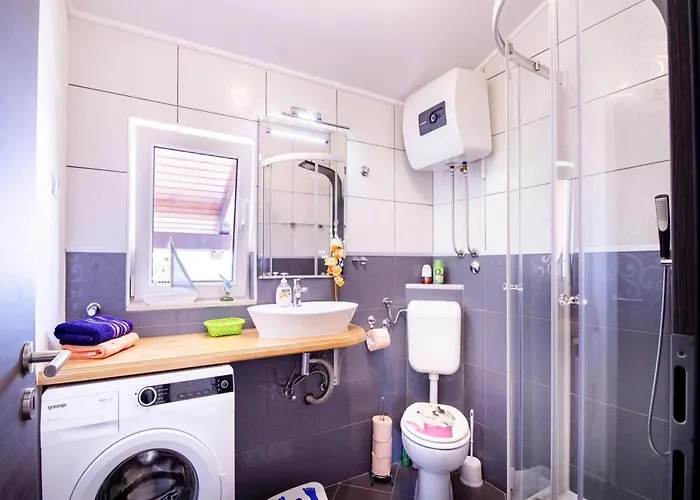 In Bilice Near Krka National Park Apartamento