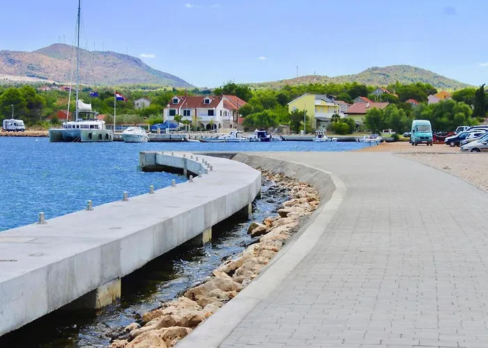 In Bilice Near Krka National Park شقة